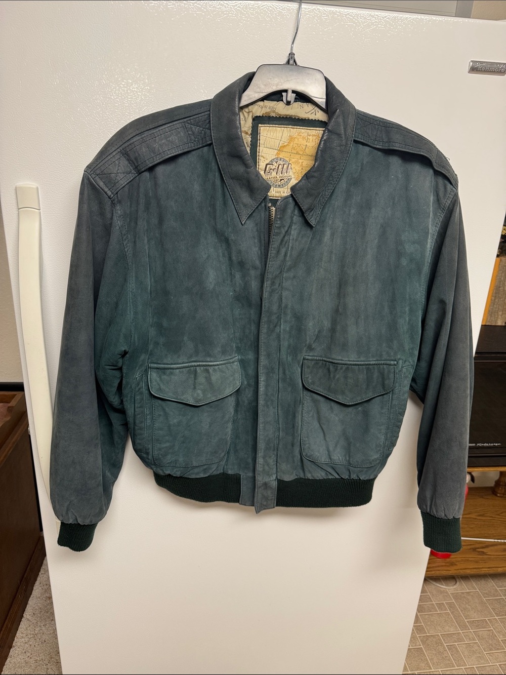 90’s Vintage Global Identity G111 Suede Bomber Jacket in Forest Green